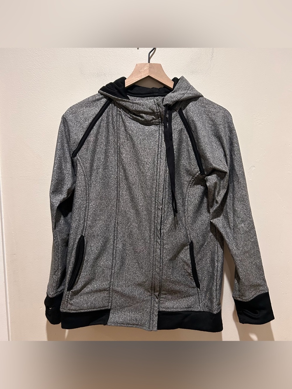 Albion Grey and Black Hooded Long Sleeve Jacket - Women’s Size Medium - sporty